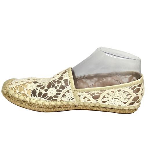 Halogen Off White Crocheted Lace Slip On Espadrille Flat Shoes - Picture 3 of 9
